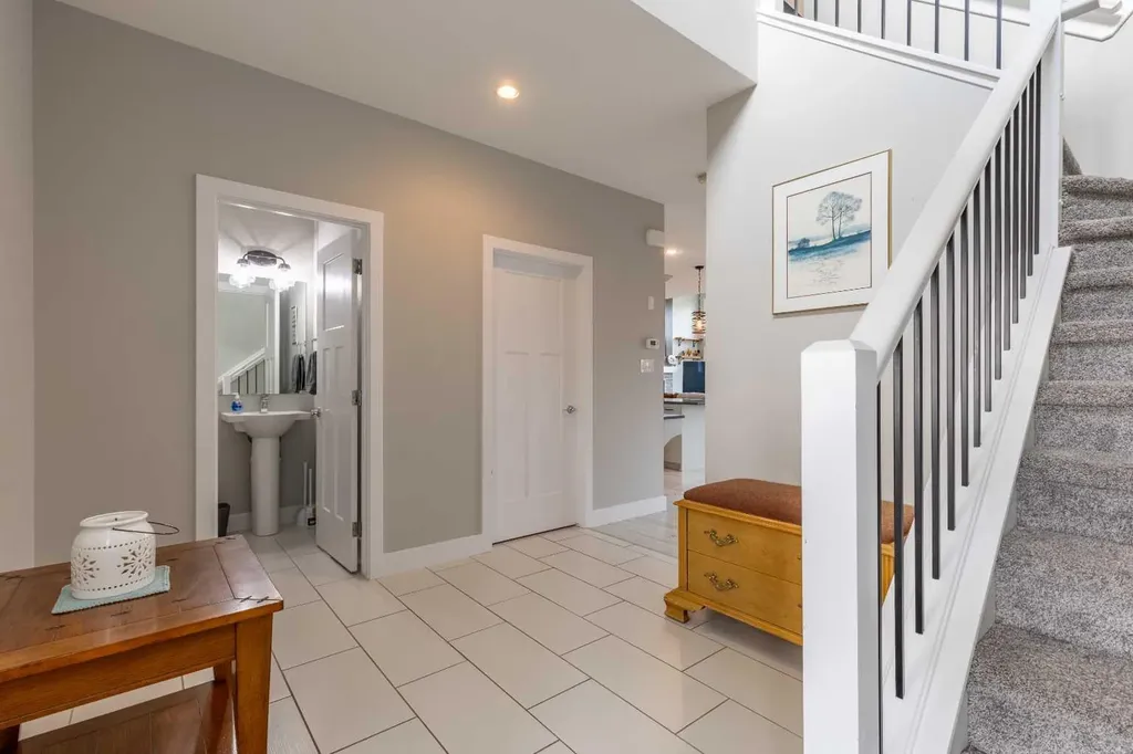 107 Westgate Drive Coaldale AB T1M 0E1