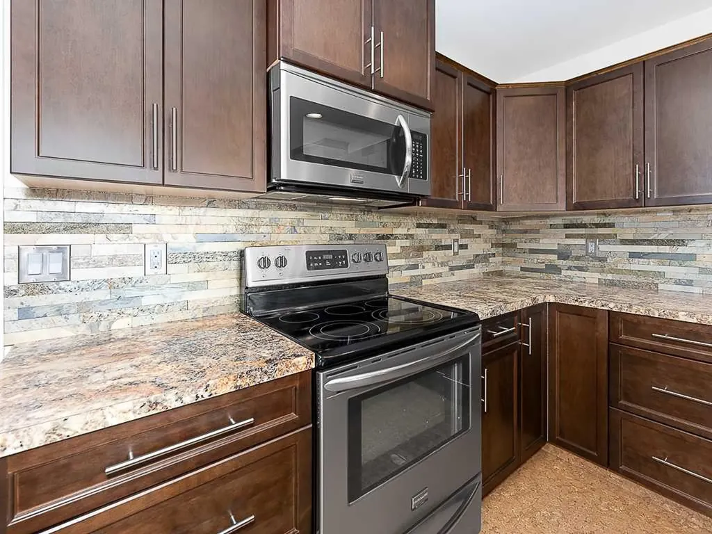 6312 Elbow Drive SW Calgary AB T2V 1J5