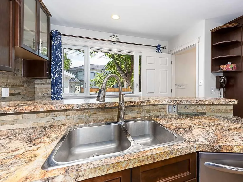 6312 Elbow Drive SW Calgary AB T2V 1J5