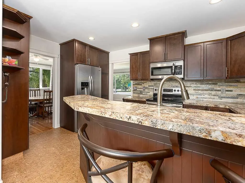6312 Elbow Drive SW Calgary AB T2V 1J5