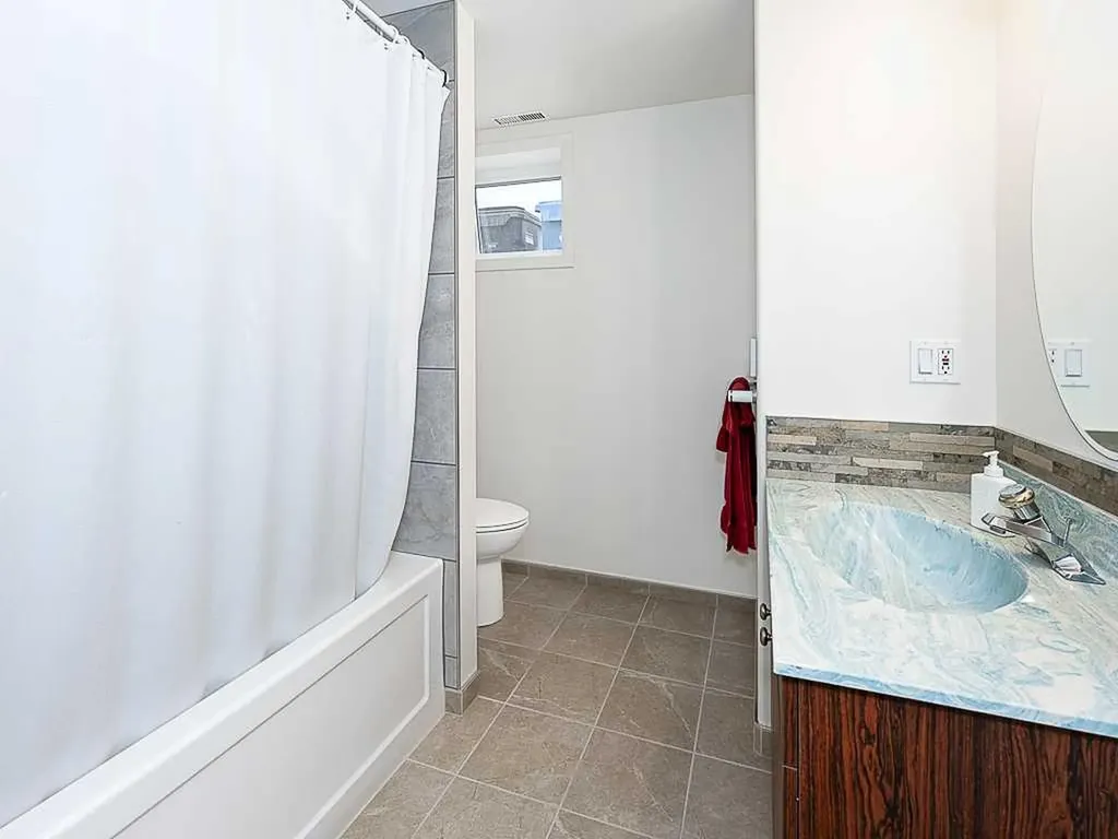 6312 Elbow Drive SW Calgary AB T2V 1J5