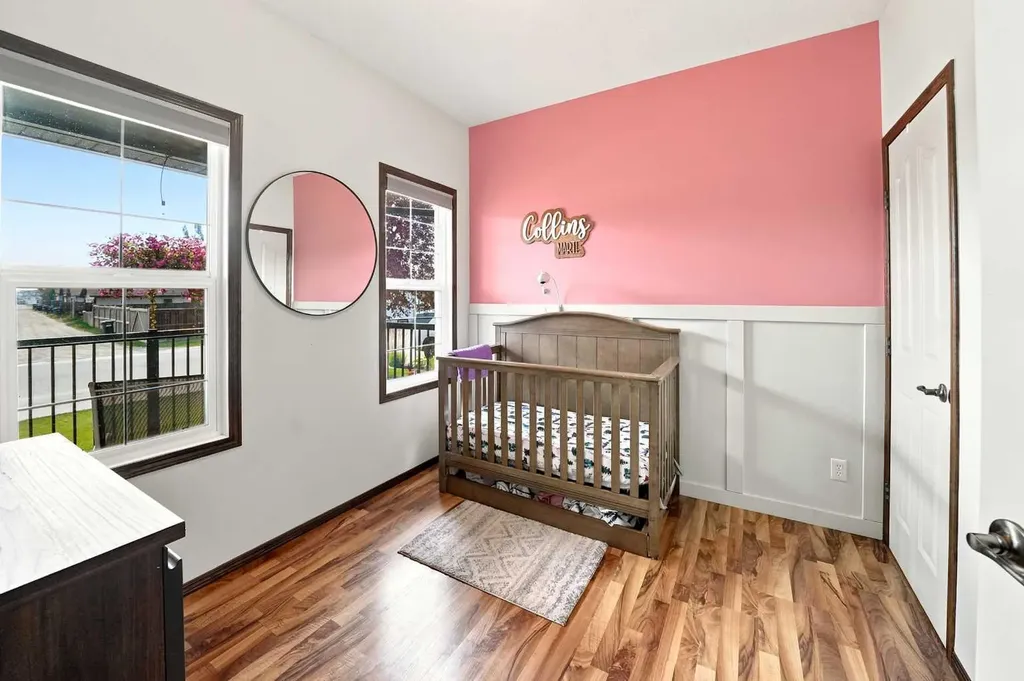 19 Lambertson Place Sylvan Lake AB T4S 2P9