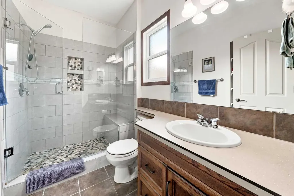 19 Lambertson Place Sylvan Lake AB T4S 2P9