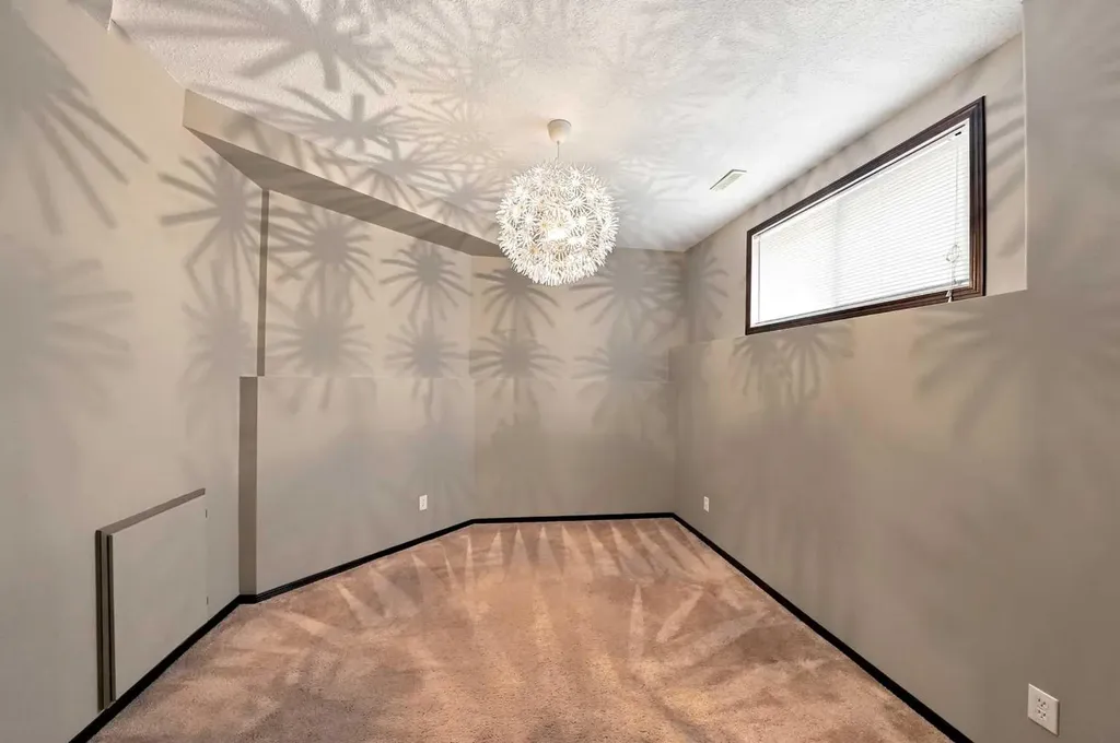 19 Lambertson Place Sylvan Lake AB T4S 2P9