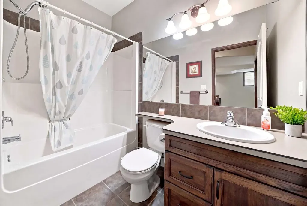 19 Lambertson Place Sylvan Lake AB T4S 2P9