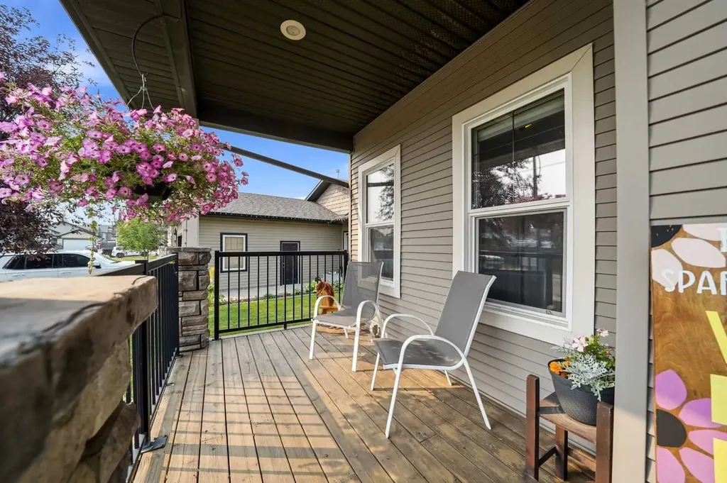 19 Lambertson Place Sylvan Lake AB T4S 2P9