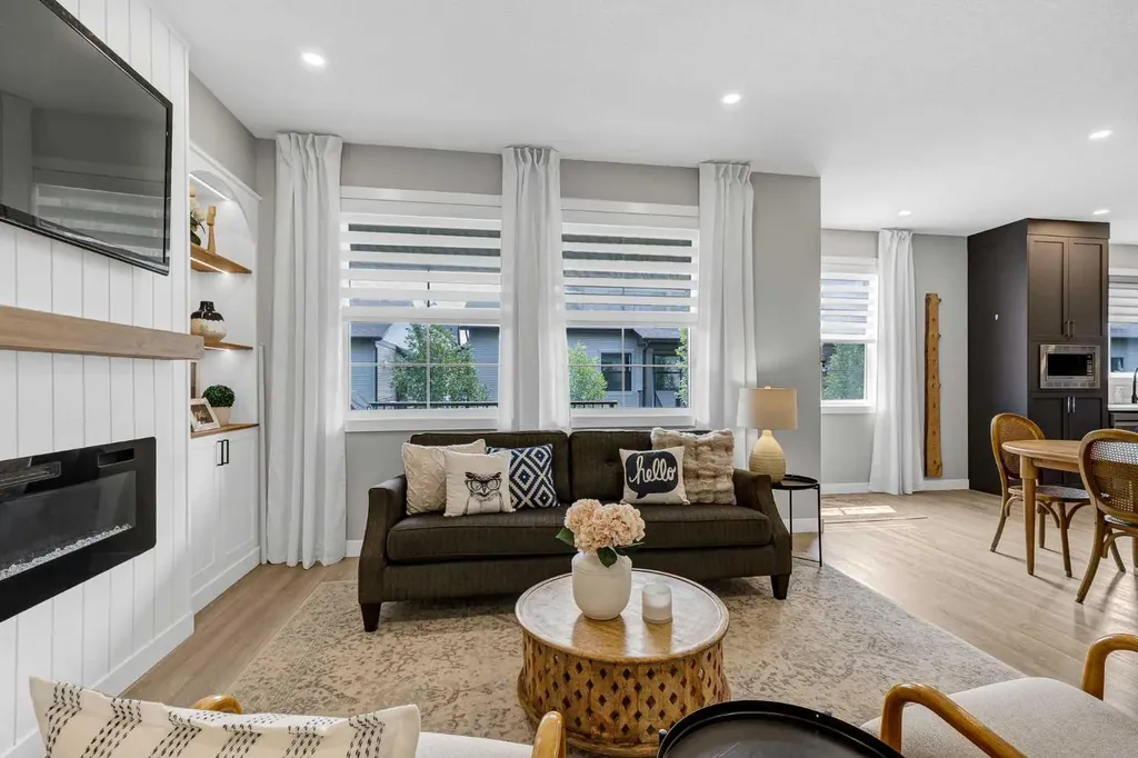 201 Cooperswood Green SW Airdrie AB T4B 5R2