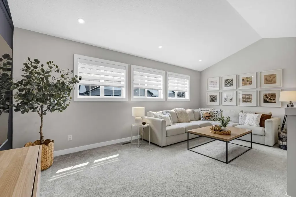 201 Cooperswood Green SW Airdrie AB T4B 5R2