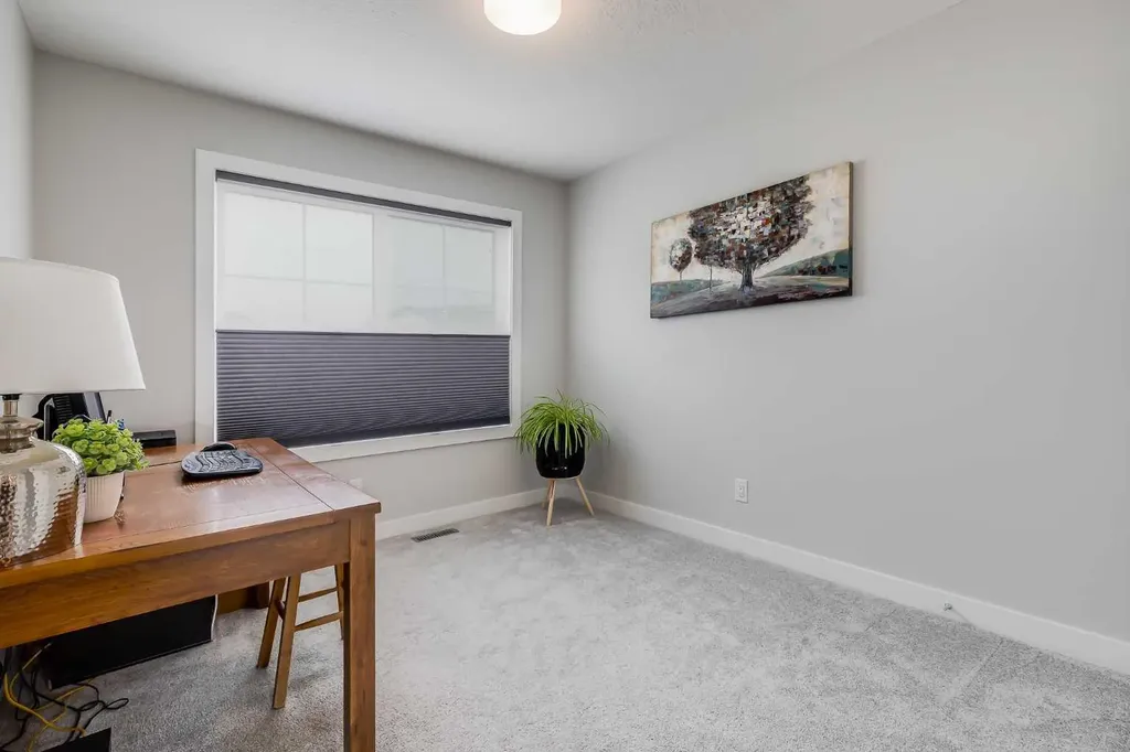 201 Cooperswood Green SW Airdrie AB T4B 5R2