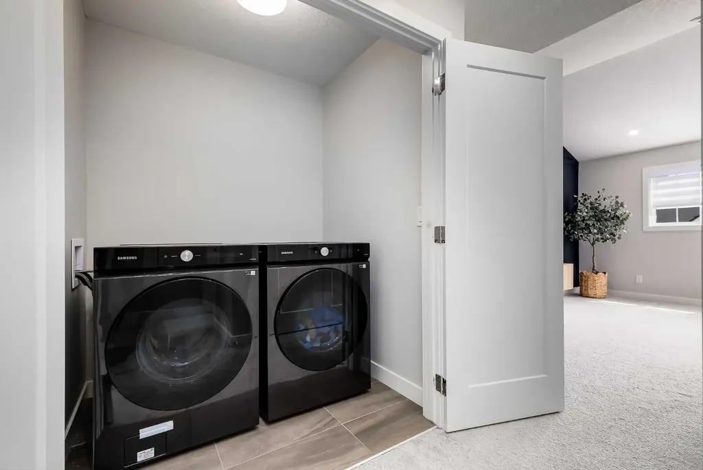 201 Cooperswood Green SW Airdrie AB T4B 5R2