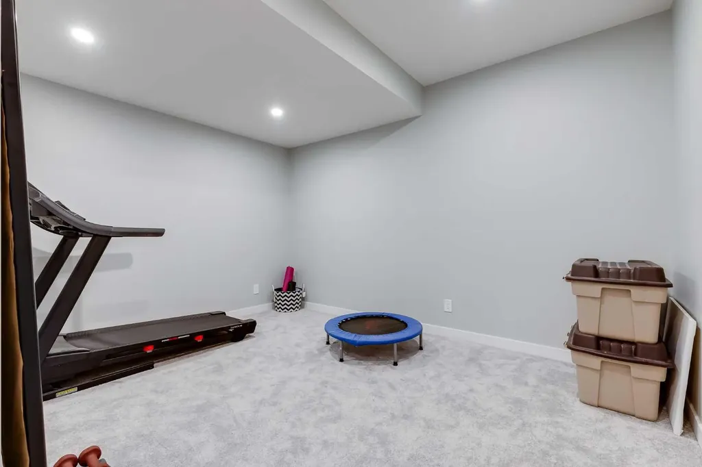 201 Cooperswood Green SW Airdrie AB T4B 5R2