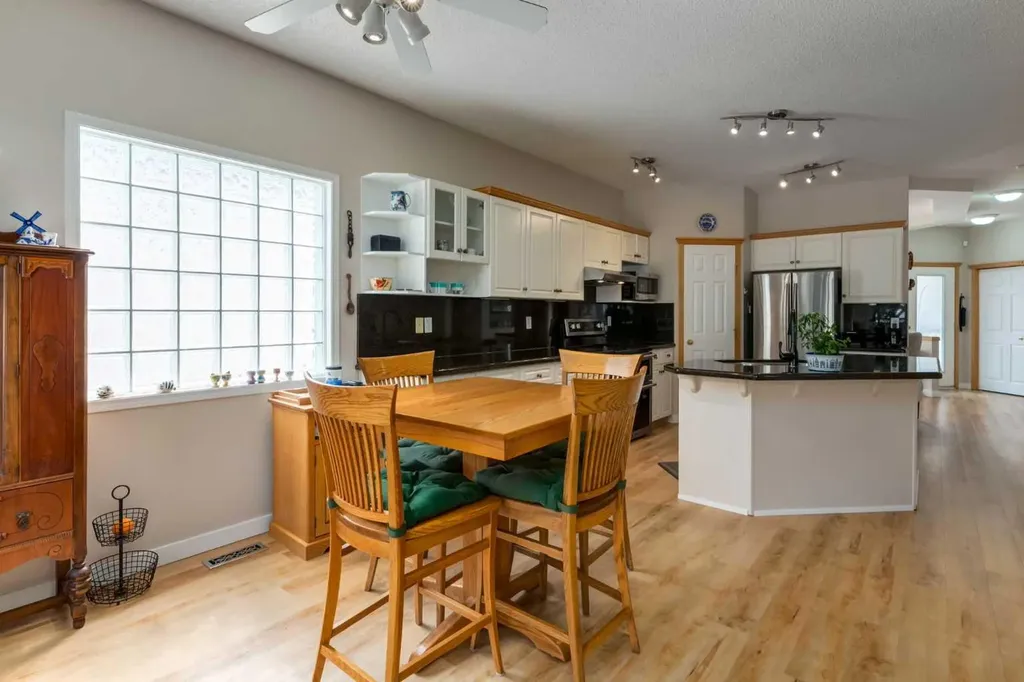 165 Chaparral Villas SE Calgary AB T2X 3N5