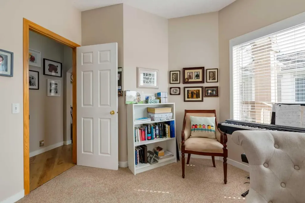 165 Chaparral Villas SE Calgary AB T2X 3N5