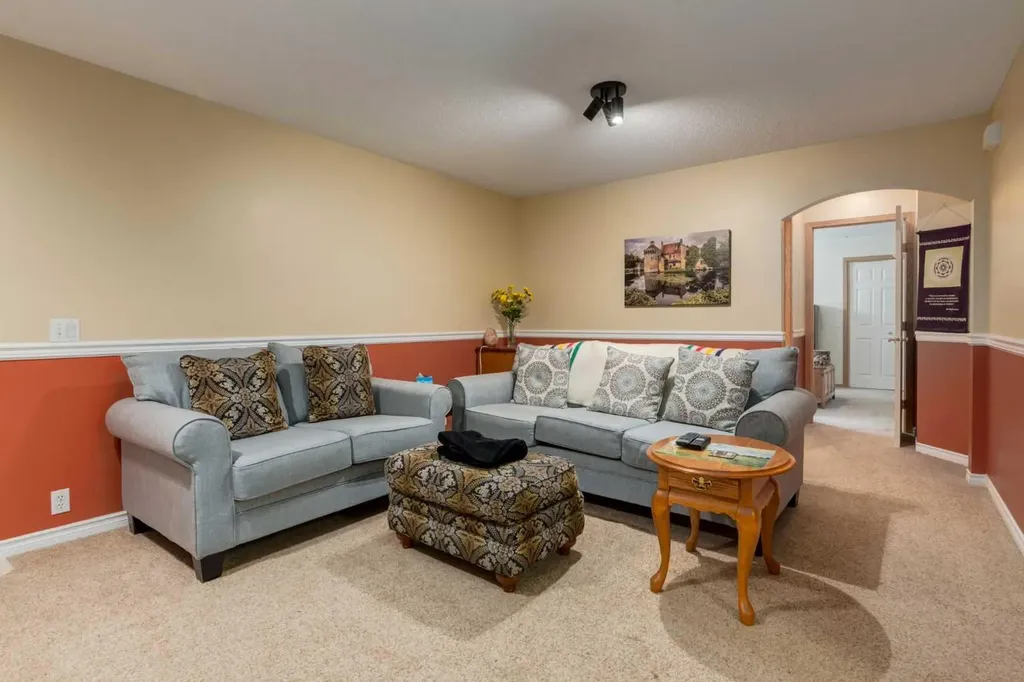 165 Chaparral Villas SE Calgary AB T2X 3N5
