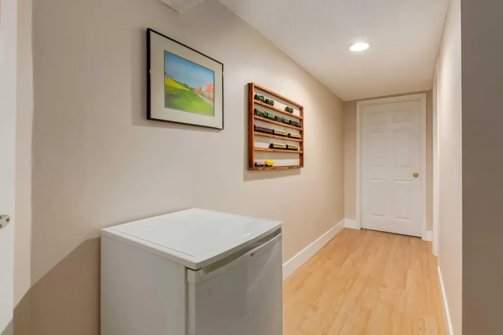 165 Chaparral Villas SE Calgary AB T2X 3N5