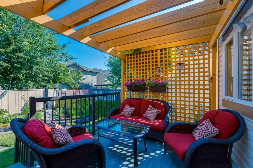 165 Chaparral Villas SE Calgary AB T2X 3N5