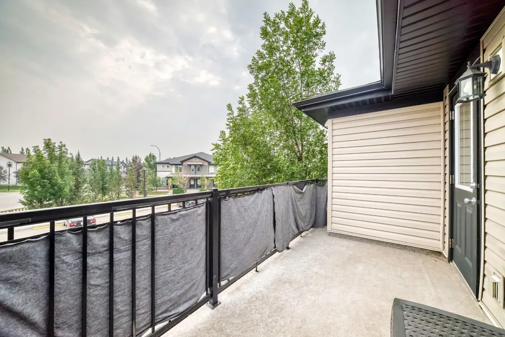 2781 Chinook Winds Drive SW Airdrie AB T4B3S5