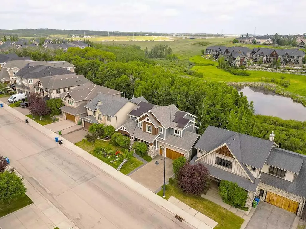 9318 14 Avenue SW Calgary AB T3H 0M1