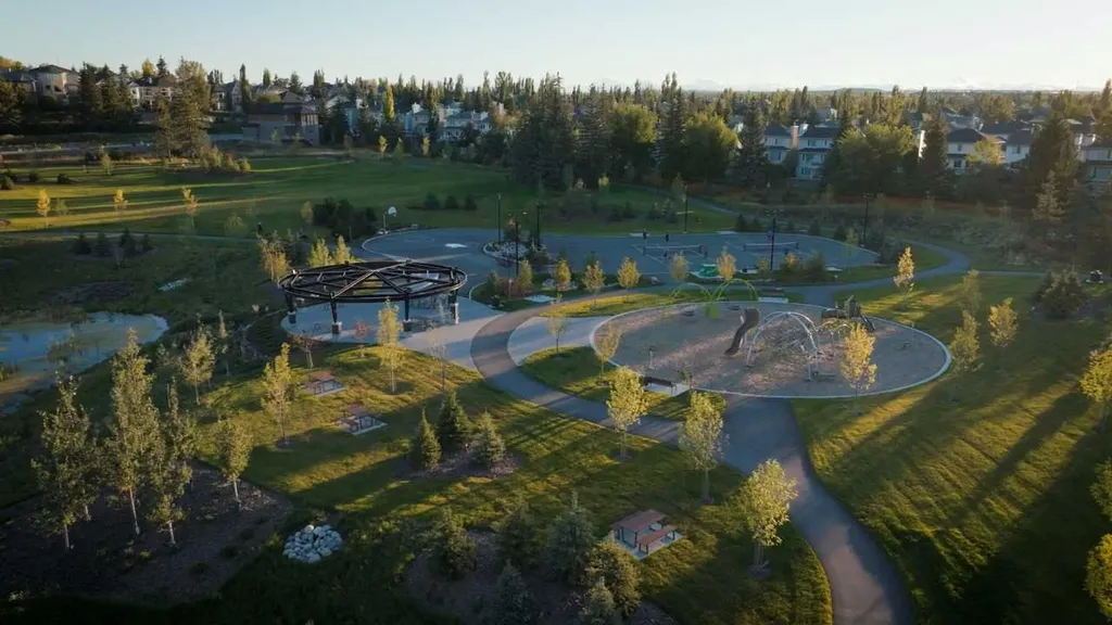 40 Shawnee Passage SW Calgary AB T2Y1G4