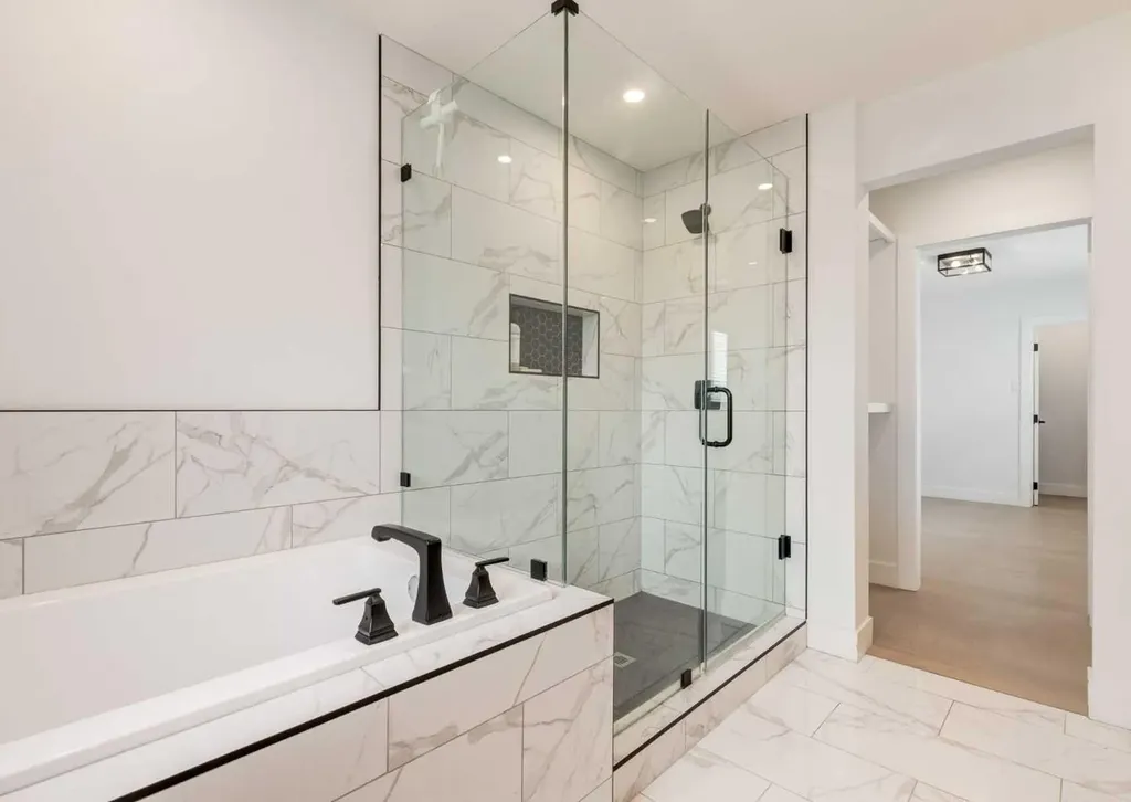 1323 106 Avenue SW Calgary AB T2W 0B8