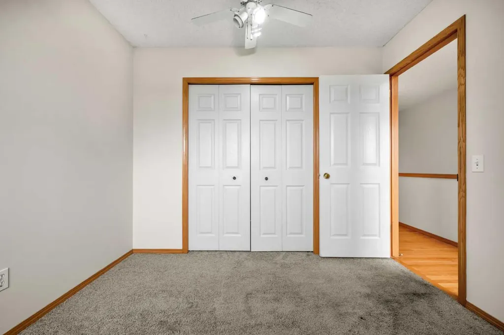 115 Macewan Park Circle Calgary AB T3K 4A3