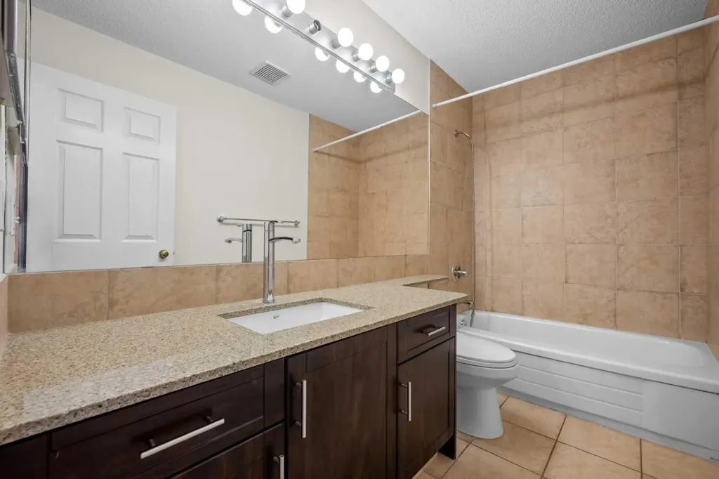 115 Macewan Park Circle Calgary AB T3K 4A3