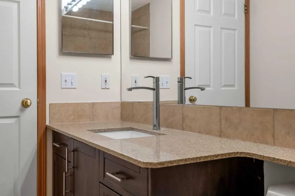 115 Macewan Park Circle Calgary AB T3K 4A3