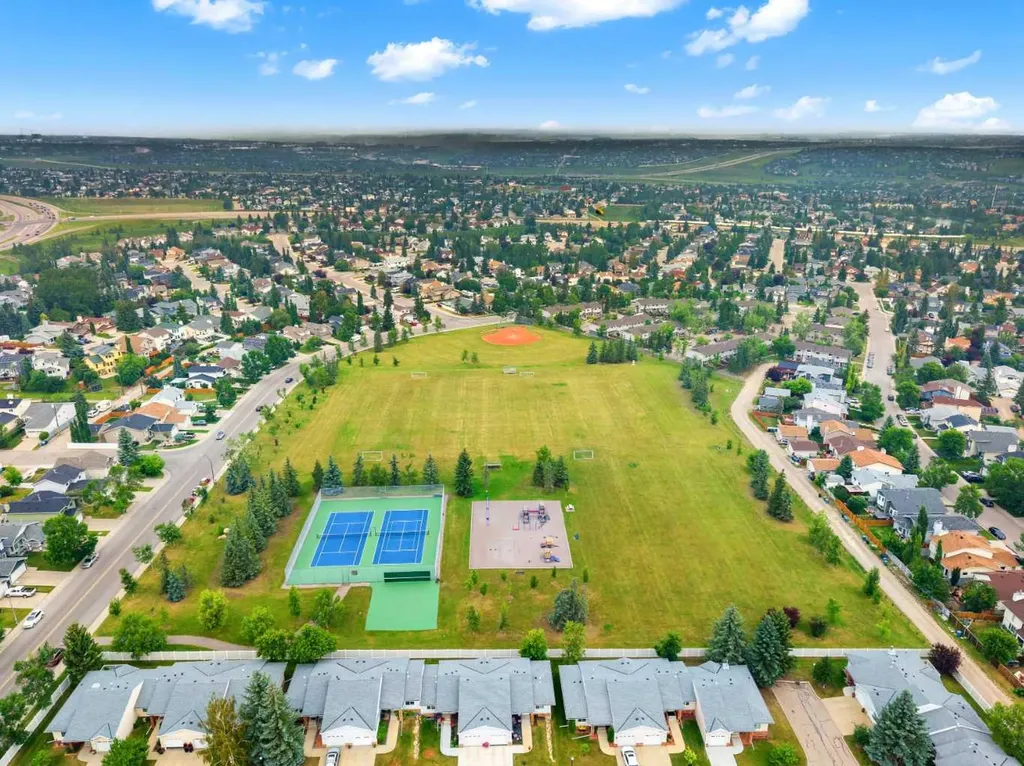 115 Macewan Park Circle Calgary AB T3K 4A3