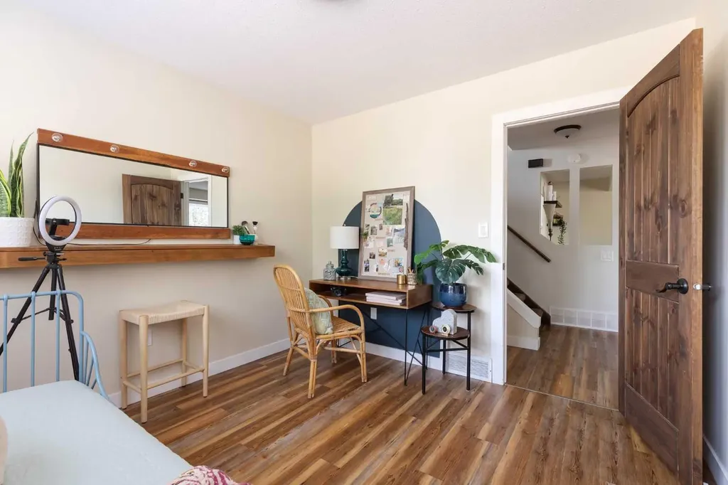 914 3 Street SW Redcliff AB T0J 2P0