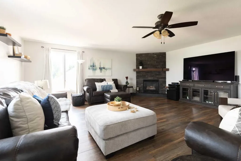 914 3 Street SW Redcliff AB T0J 2P0