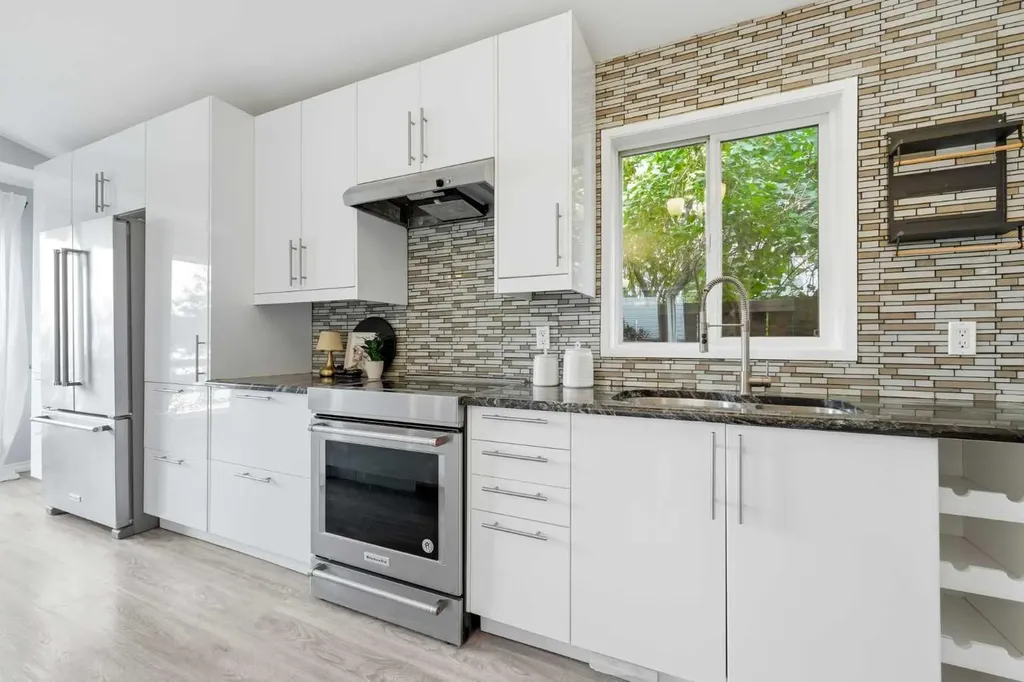 96 Rivercrest Crescent SE Calgary AB T2C 4J7