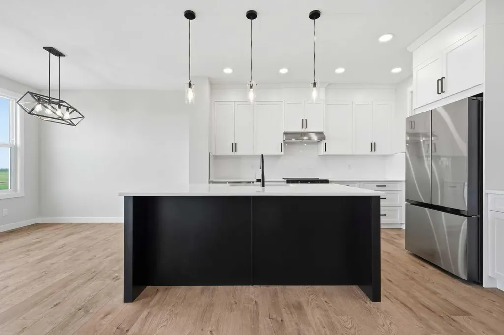 467 Kinniburgh Loop Chestermere AB T1X 3C2