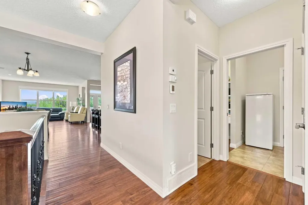 14 Ridge View Place Cochrane AB T4C0P9
