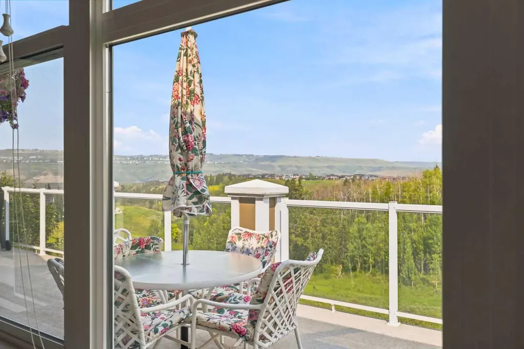 14 Ridge View Place Cochrane AB T4C0P9