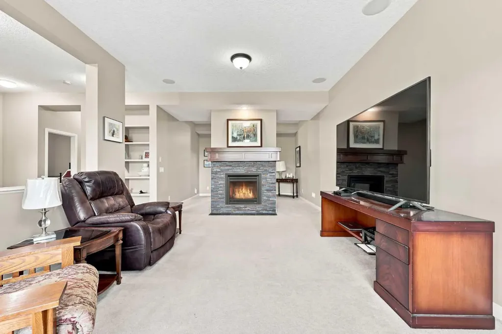 14 Ridge View Place Cochrane AB T4C0P9