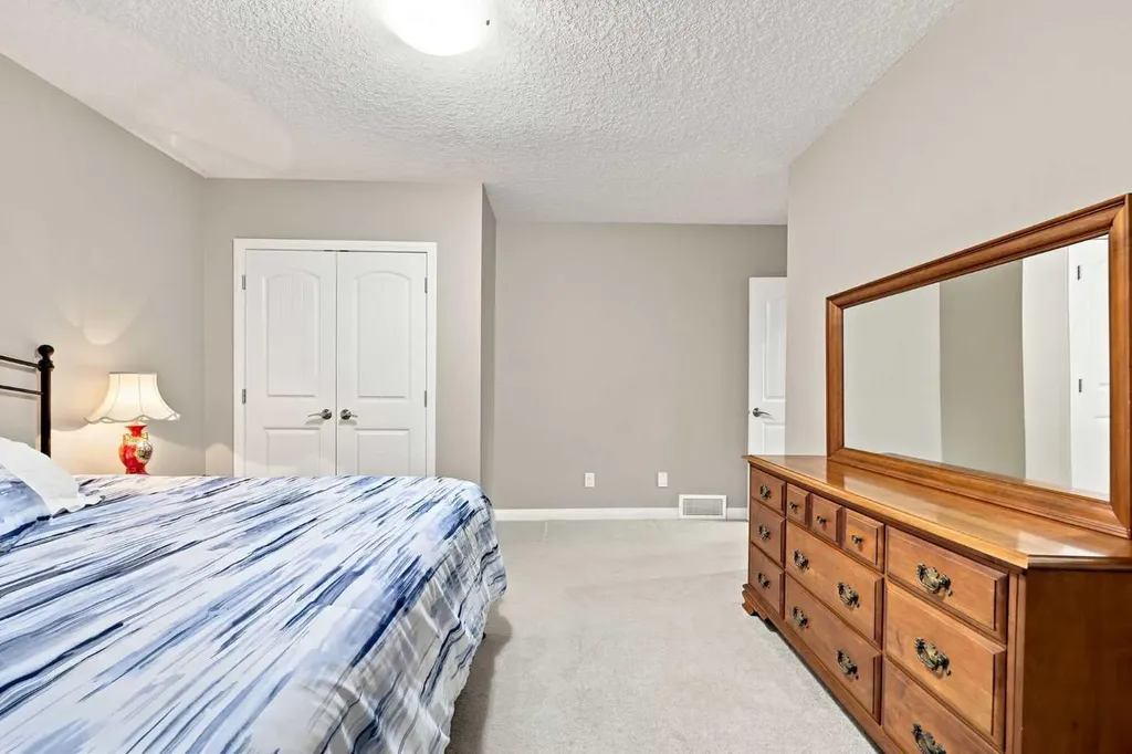 14 Ridge View Place Cochrane AB T4C0P9