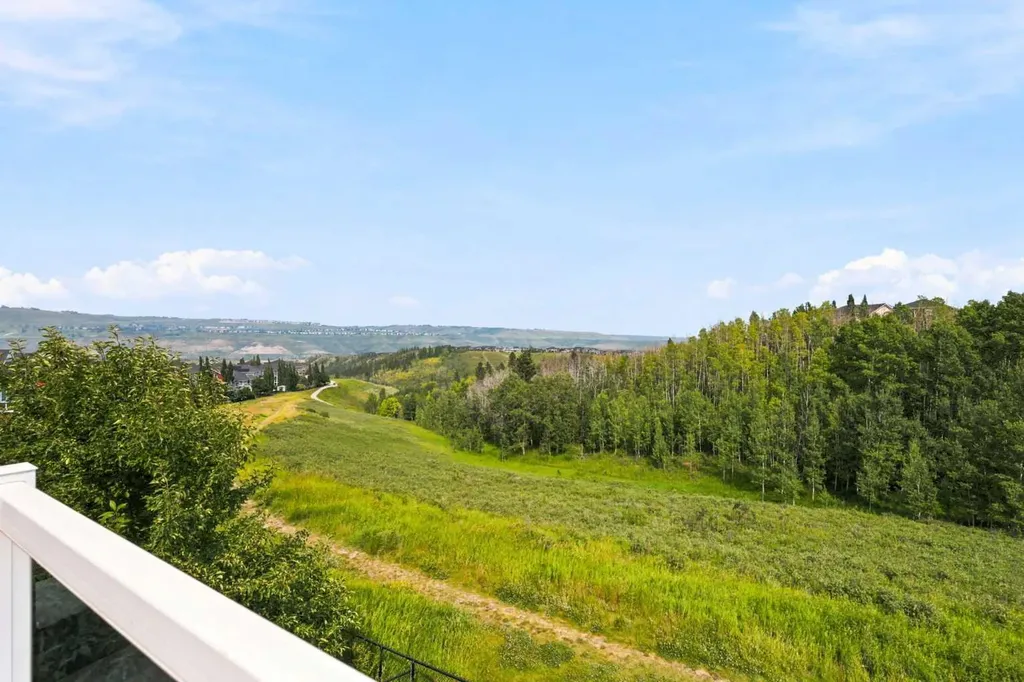 14 Ridge View Place Cochrane AB T4C0P9