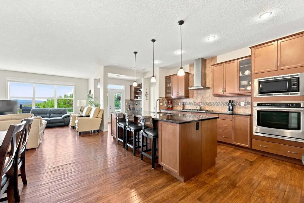 14 Ridge View Place Cochrane AB T4C0P9