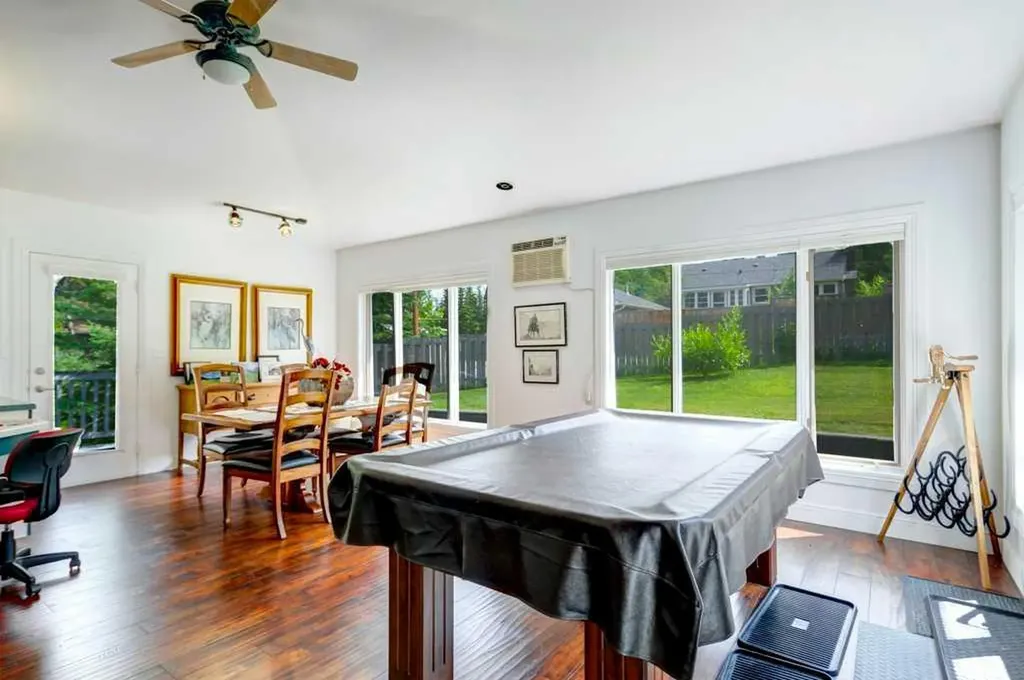 114 Park Avenue Banff AB T1L 1E2