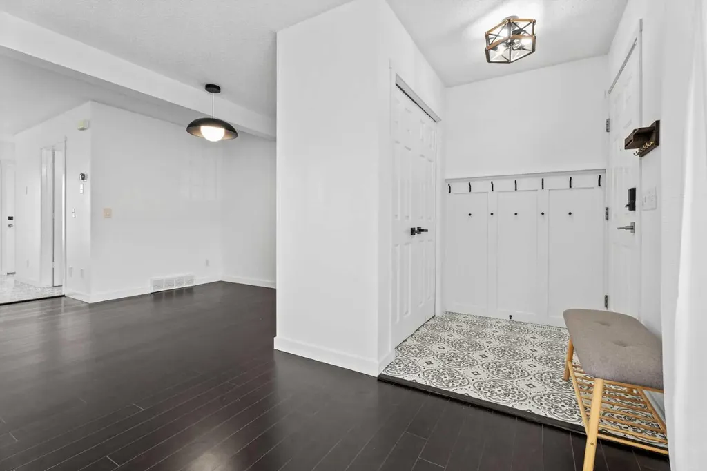950 Arbour Lake Road NW Calgary AB T3J 5B3