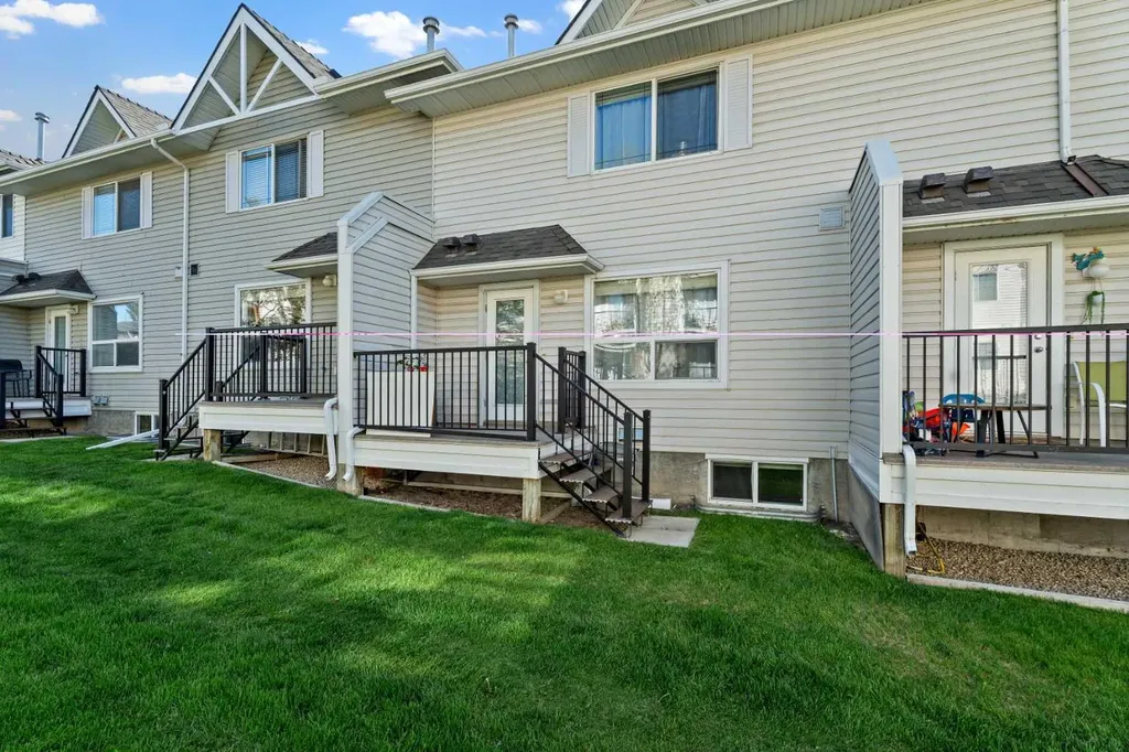 950 Arbour Lake Road NW Calgary AB T3J 5B3
