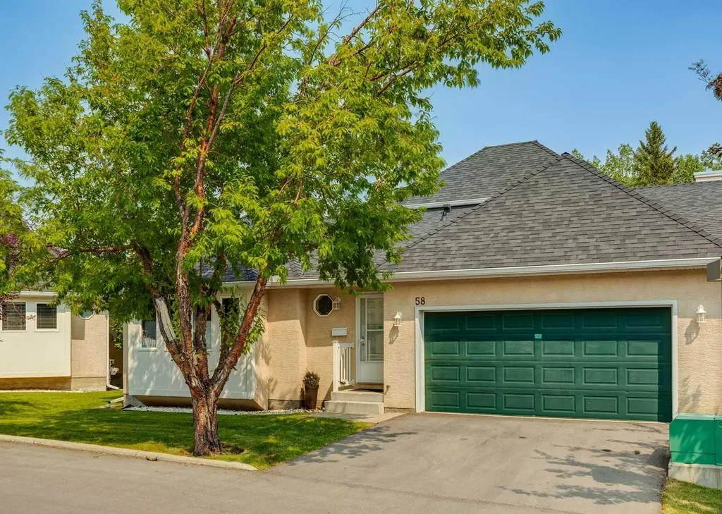 58 Candle Terrace SW Calgary AB T2W 6G7