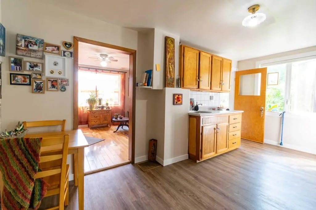 4706 48 Street Stettler AB T0C 2L0
