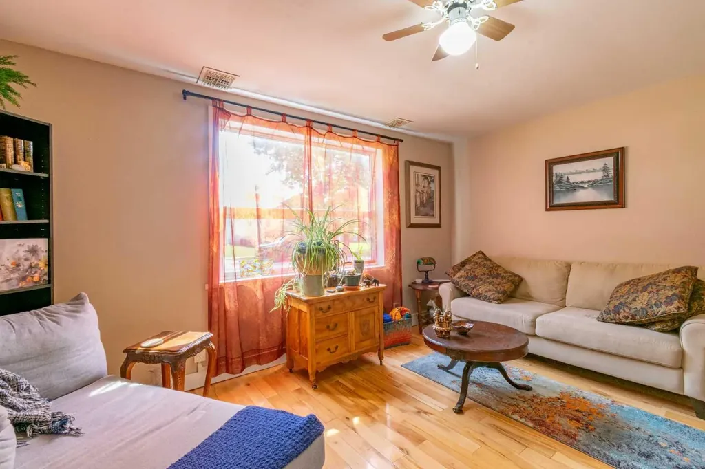 4706 48 Street Stettler AB T0C 2L0