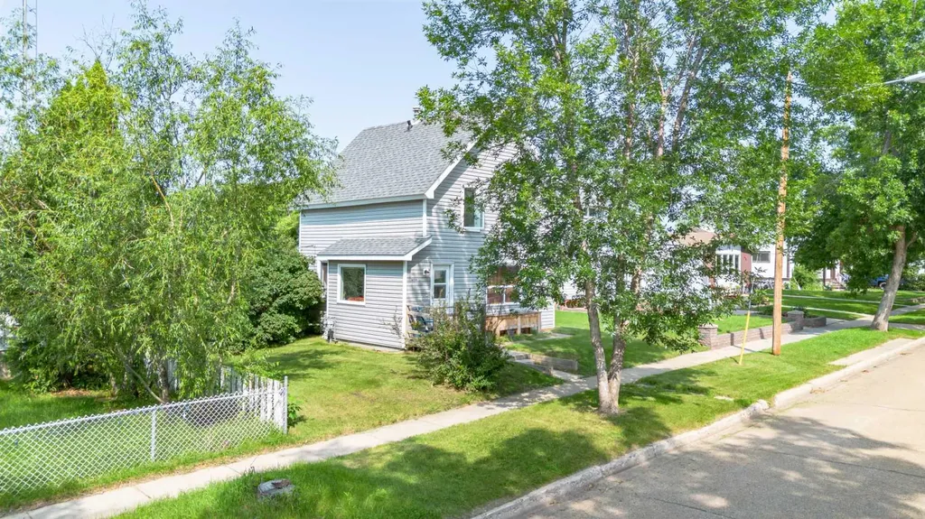 4706 48 Street Stettler AB T0C 2L0