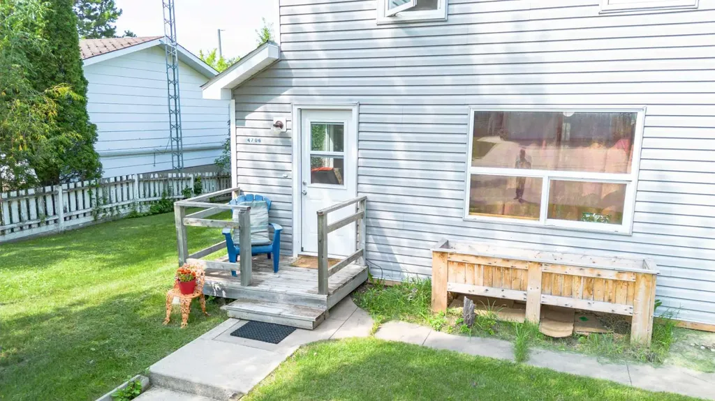 4706 48 Street Stettler AB T0C 2L0