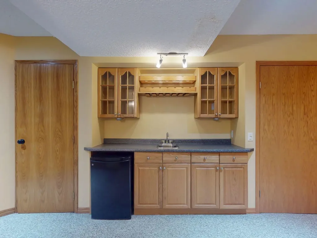 55 Hampshire Grove NW Calgary AB T3A4Y7