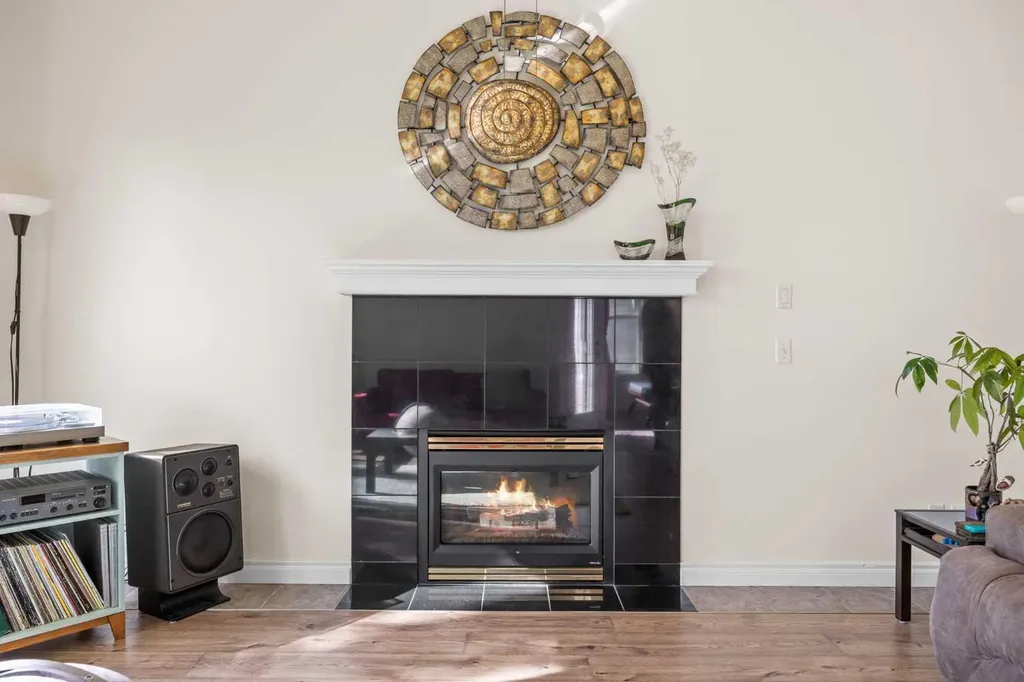 216 Tuscany Ridge View NW Calgary AB T3L2J2