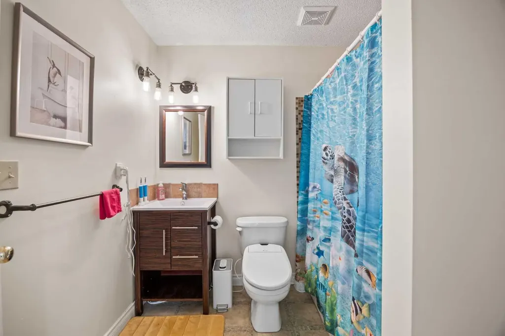 216 Tuscany Ridge View NW Calgary AB T3L2J2