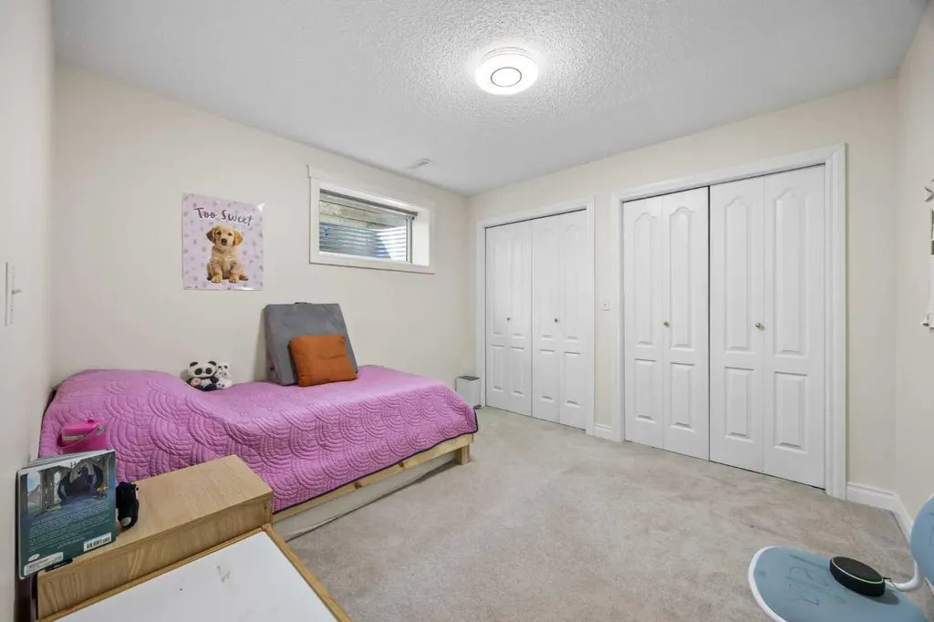 216 Tuscany Ridge View NW Calgary AB T3L2J2